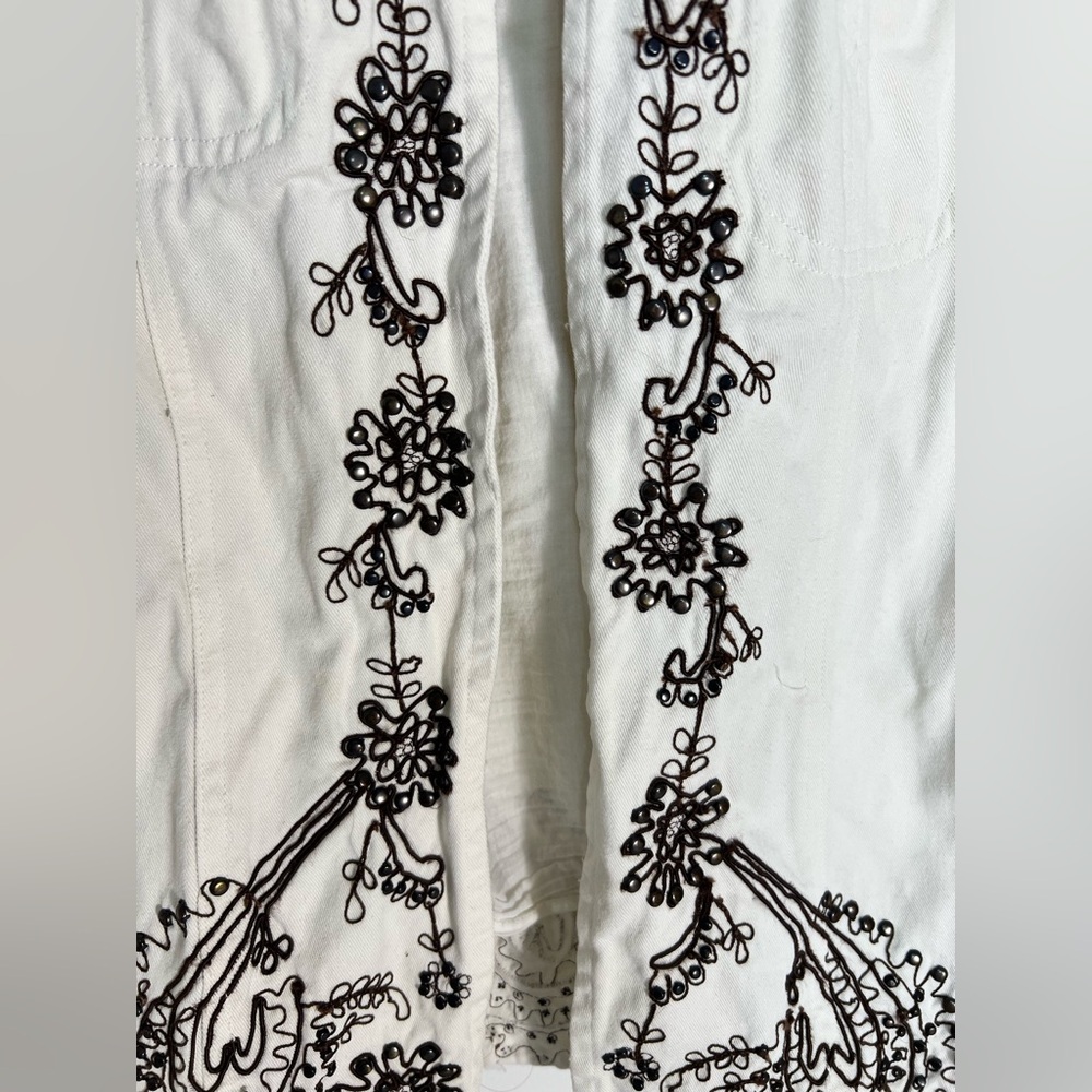 Women's Ivory Laura Ashley Medium Jacket Embroidered Studded Detail Western - Picture 2 of 12
